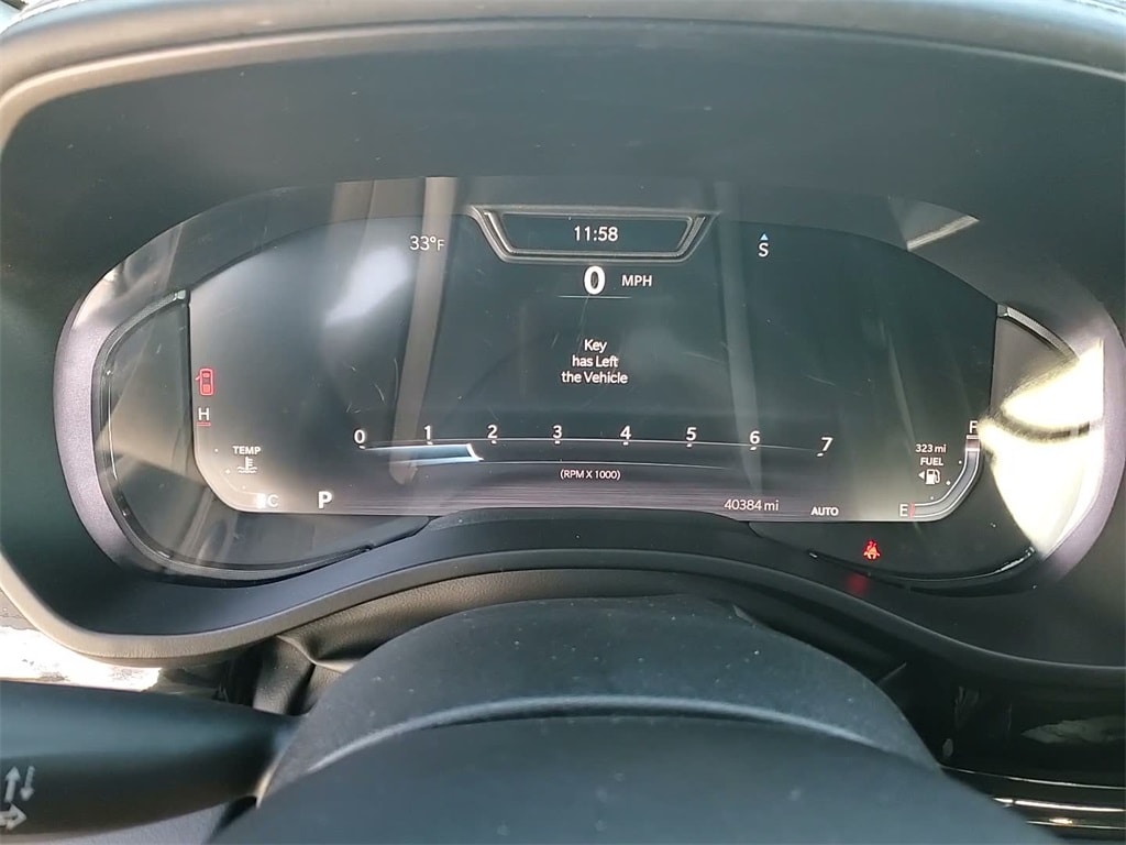 2025 RAM 1500 - Image 27