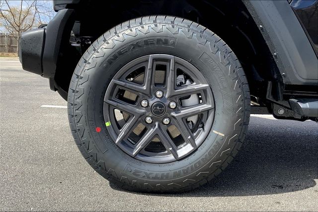 2025 JEEP WRANGLER - Image 12
