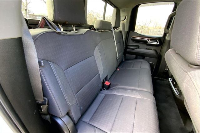 2022 CHEVROLET SILVERADO - Image 26