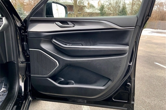 2022 JEEP GRAND CHEROKEE - Image 22