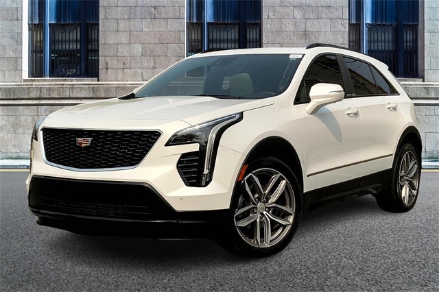 Used 2019 Cadillac XT4 Sport with VIN 1GYFZER42KF155792 for sale in Downers Grove, IL