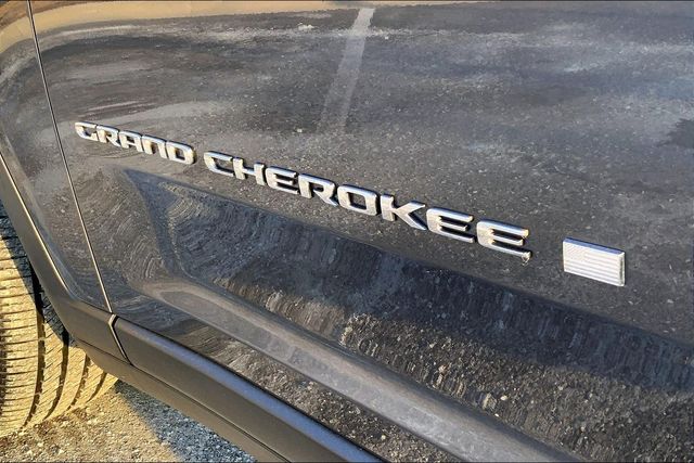 2023 JEEP GRAND CHEROKEE L - Image 31