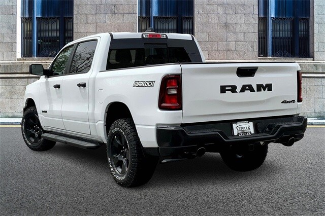 2025 Ram 1500 Tradesman photo 3