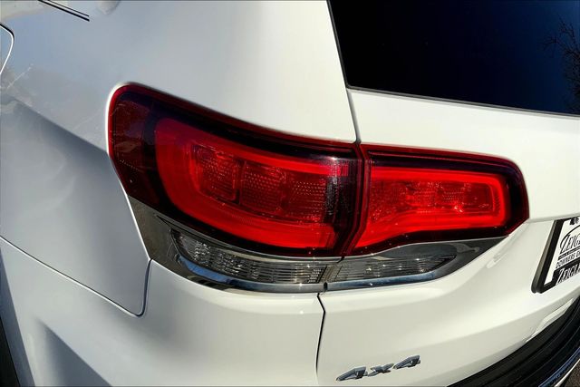 2022 JEEP GRAND CHEROKEE - Image 29