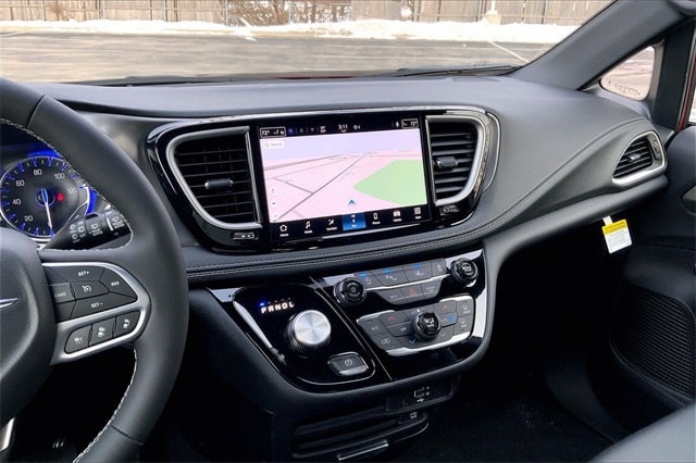 2026 CHRYSLER PACIFICA - Image 6