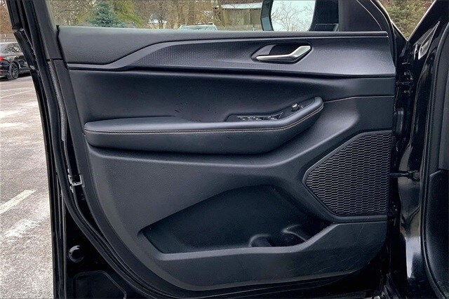 2023 JEEP GRAND CHEROKEE - Image 22