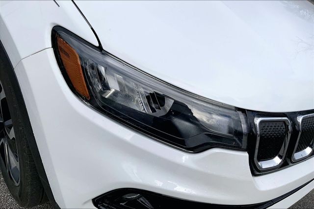 2022 JEEP COMPASS - Image 26