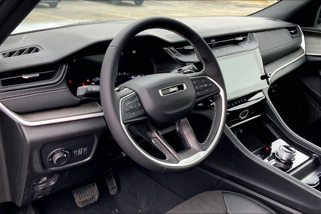 2026 JEEP GRAND CHEROKEE - Image 8