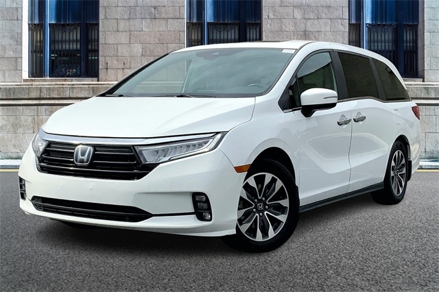 Used 2021 Honda Odyssey EX-L with VIN 5FNRL6H79MB032391 for sale in Downers Grove, IL