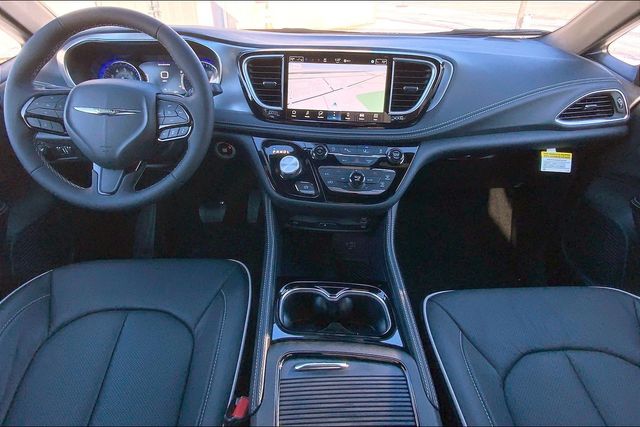 2026 CHRYSLER PACIFICA - Image 5