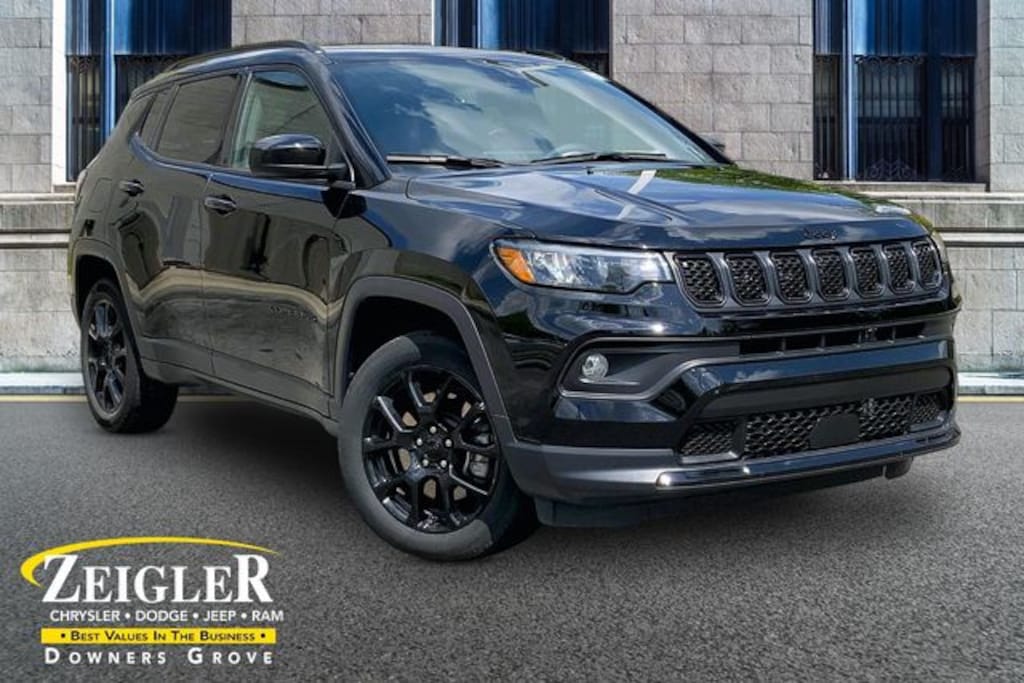 Used 2023 Jeep Compass Latitude SUV