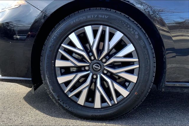 2024 NISSAN ALTIMA - Image 9