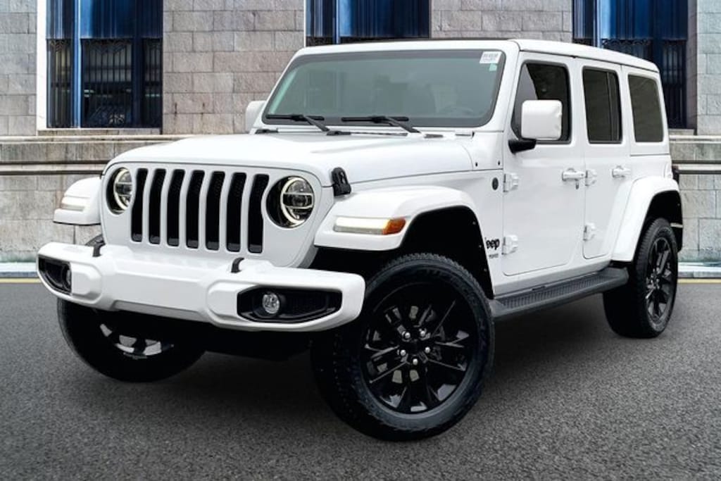 Used 2022 Jeep Wrangler Unlimited Sahara SUV
