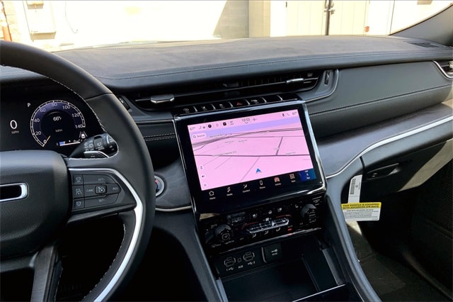 2025 JEEP GRAND CHEROKEE - Image 6