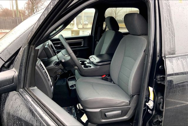 2024 RAM 1500 - Image 23