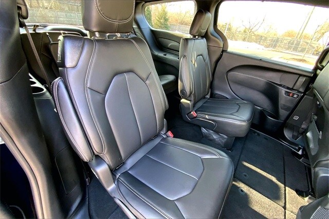 2025 CHRYSLER PACIFICA - Image 25