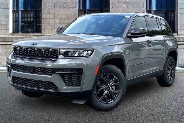 New 2027 Jeep Grand Cherokee Altitude Sport Utility
