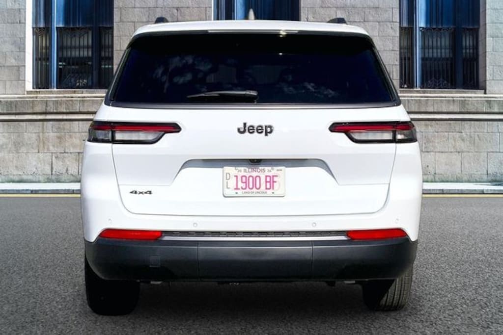 New 2026 Jeep Grand Cherokee L Altitude Sport Utility