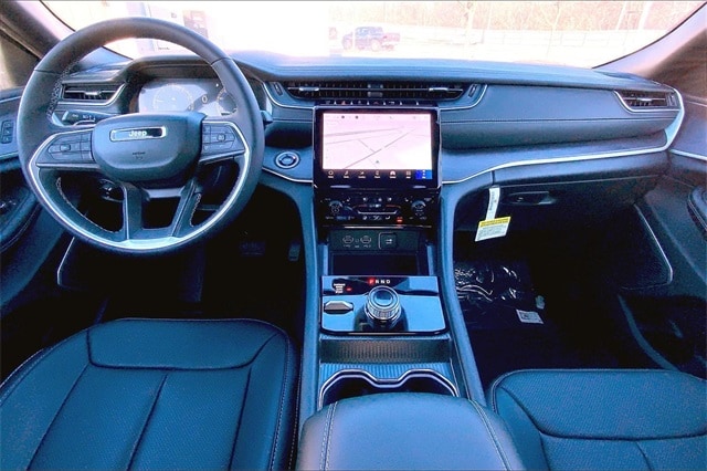 2025 JEEP GRAND CHEROKEE - Image 5