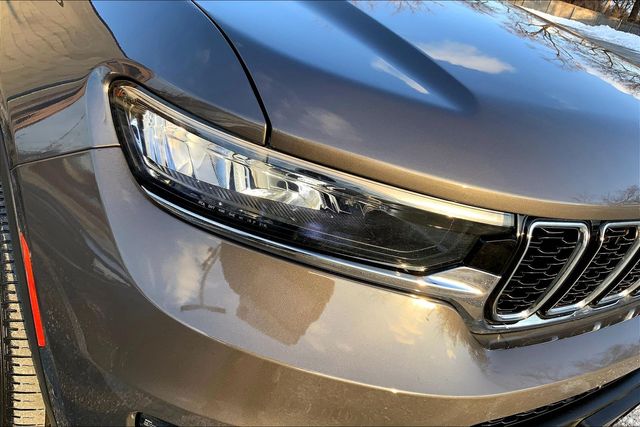 2023 JEEP GRAND CHEROKEE L - Image 28