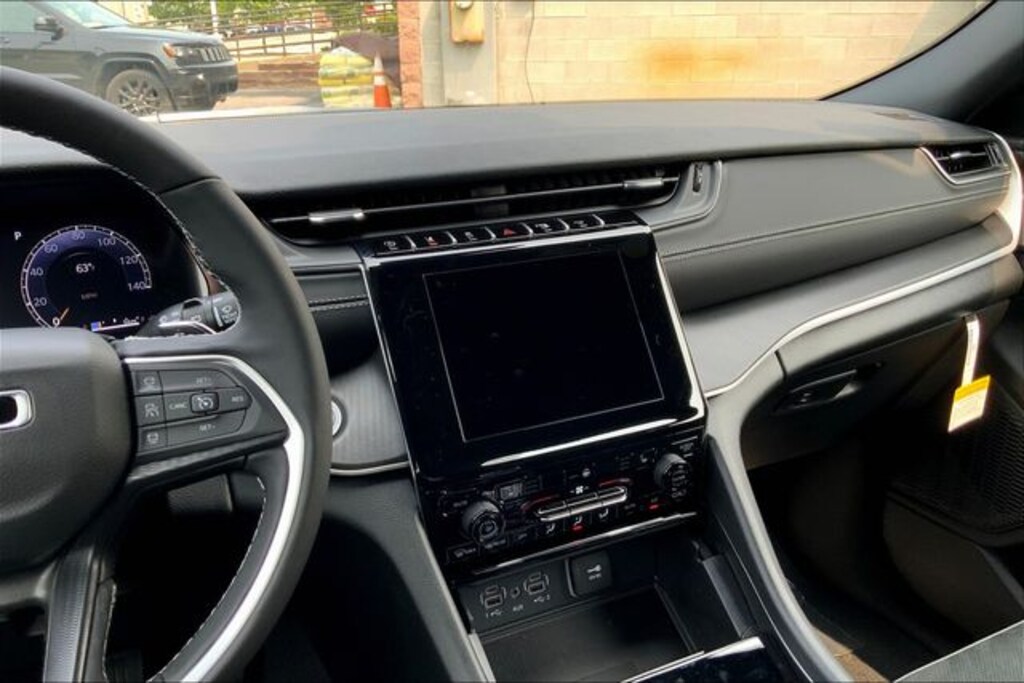 New 2025 Jeep Grand Cherokee L Altitude X Sport Utility