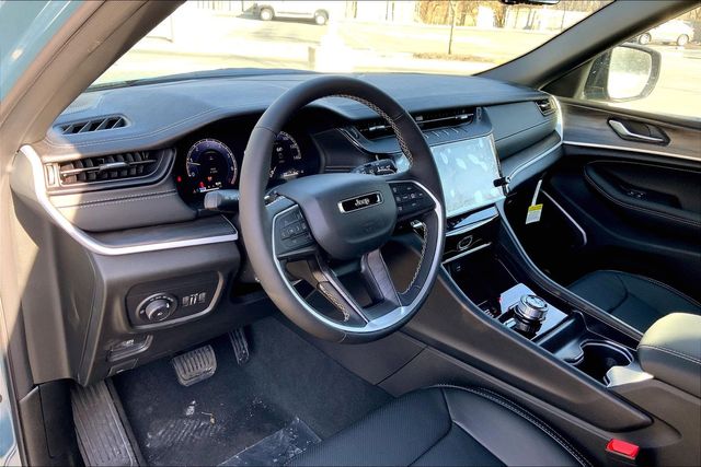 2026 JEEP GRAND CHEROKEE L - Image 8