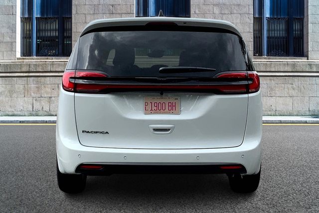 2026 CHRYSLER PACIFICA - Image 4