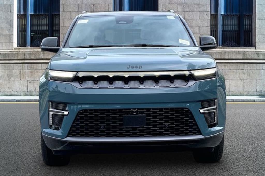 New 2026 Jeep Grand Wagoneer Summit Reserve Sport Utility