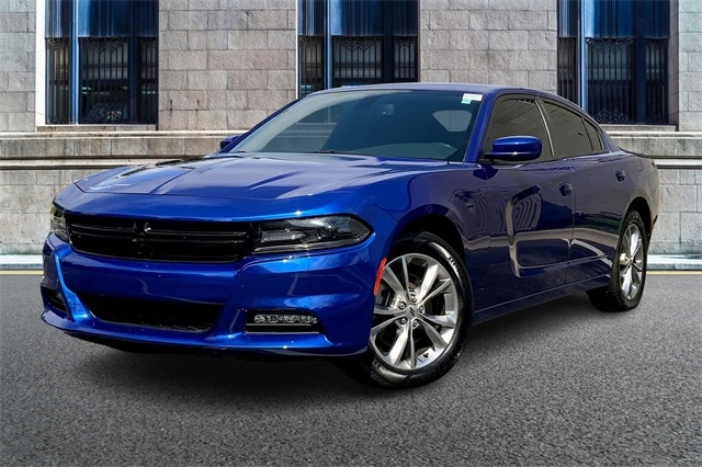 Used 2021 Dodge Charger SXT with VIN 2C3CDXJG4MH649618 for sale in Downers Grove, IL