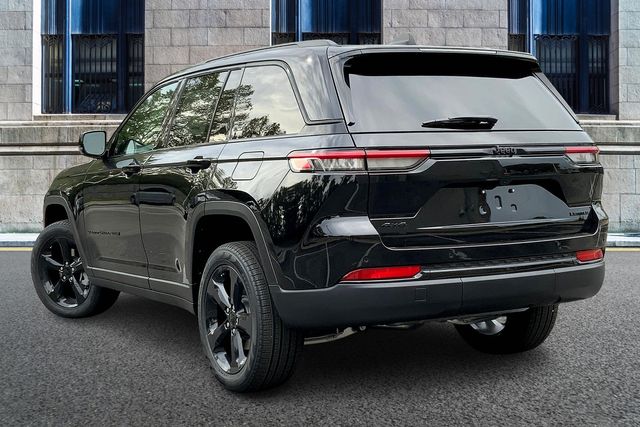 2025 JEEP GRAND CHEROKEE - Image 3