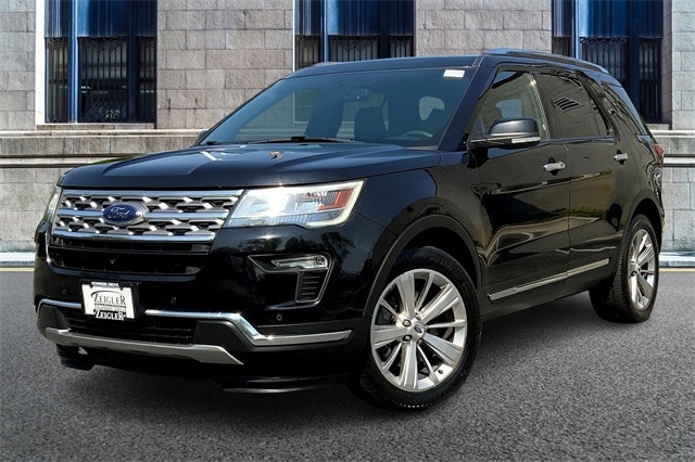 Used 2019 Ford Explorer Limited with VIN 1FM5K8F89KGA11371 for sale in Downers Grove, IL