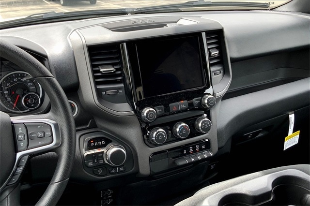 2025 RAM 1500 - Image 6