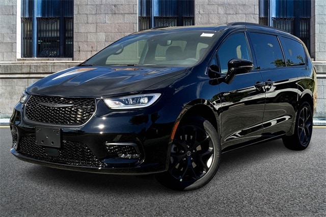 2026 CHRYSLER PACIFICA - Image 2