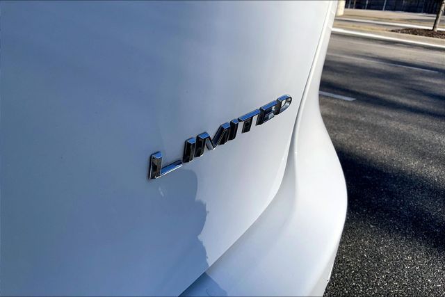 2024 CHRYSLER PACIFICA - Image 8