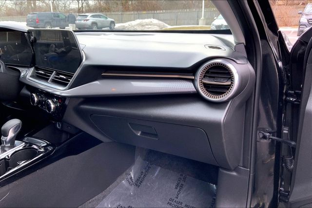 2024 CHEVROLET TRAX - Image 16