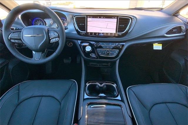 2026 CHRYSLER PACIFICA - Image 5