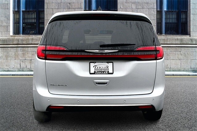2024 CHRYSLER PACIFICA - Image 4
