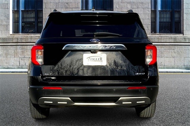 2021 Ford Explorer XLT photo 4