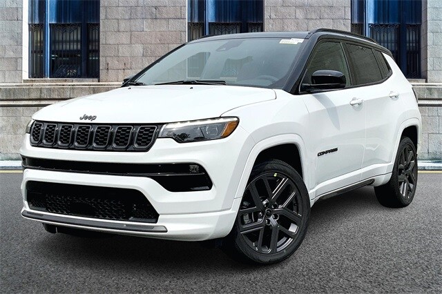 2025 Jeep Compass Limited photo 2