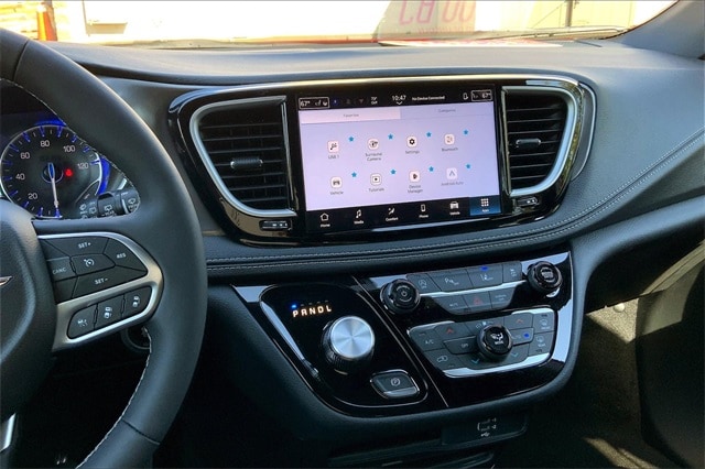 2026 CHRYSLER PACIFICA - Image 6
