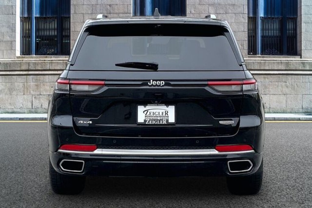 Used 2023 Jeep Grand Cherokee Summit SUV