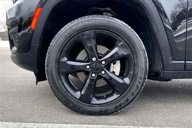 2022 JEEP GRAND CHEROKEE - Image 8