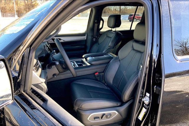 2026 JEEP GRAND WAGONEER L - Image 9