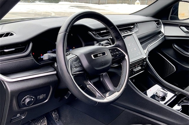 2022 JEEP GRAND CHEROKEE - Image 13