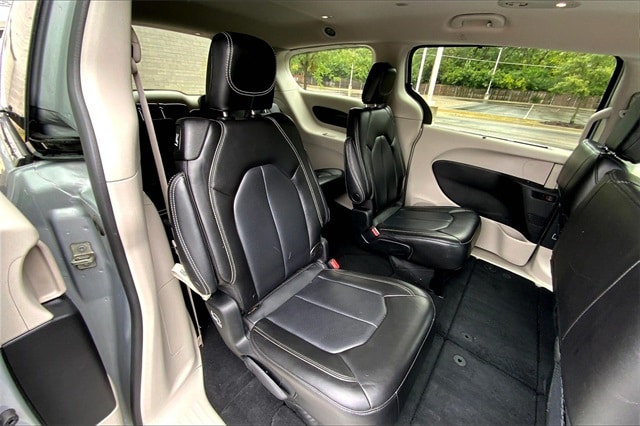 2023 CHRYSLER PACIFICA - Image 25