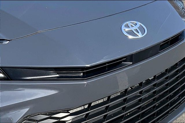 2025 TOYOTA CAMRY - Image 29