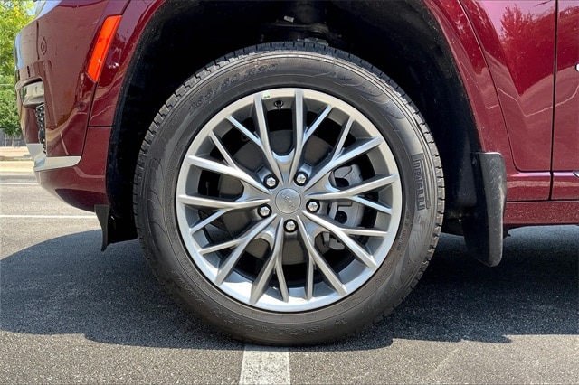 2025 JEEP GRAND CHEROKEE L - Image 12