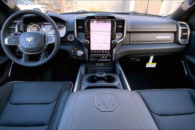 2026 RAM 1500 - Image 5