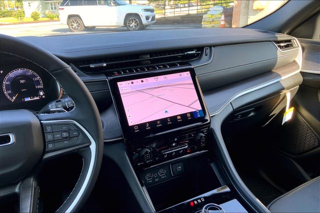 2025 JEEP GRAND CHEROKEE L - Image 6