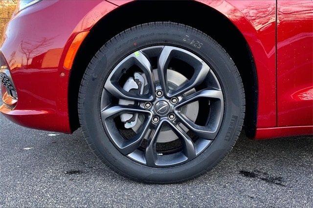 2026 CHRYSLER PACIFICA - Image 12